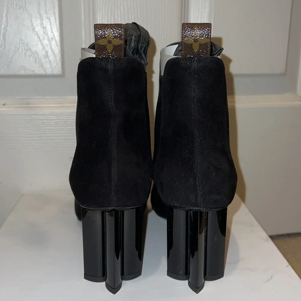 New Louis Vuitton uniform booties - Picture 2 of 6